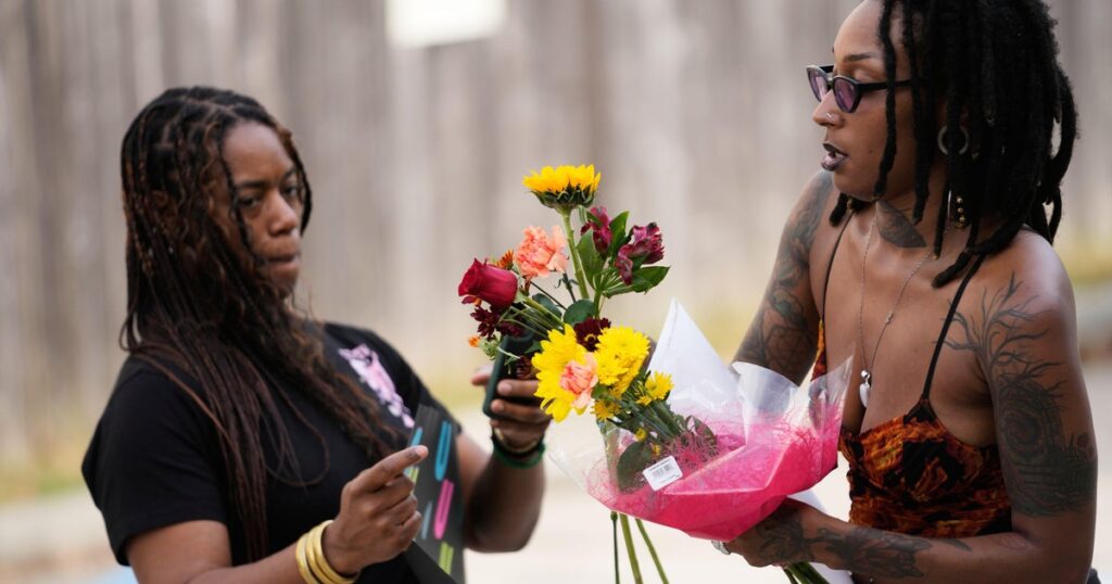 Planned Parenthood clinics in Louisiana close