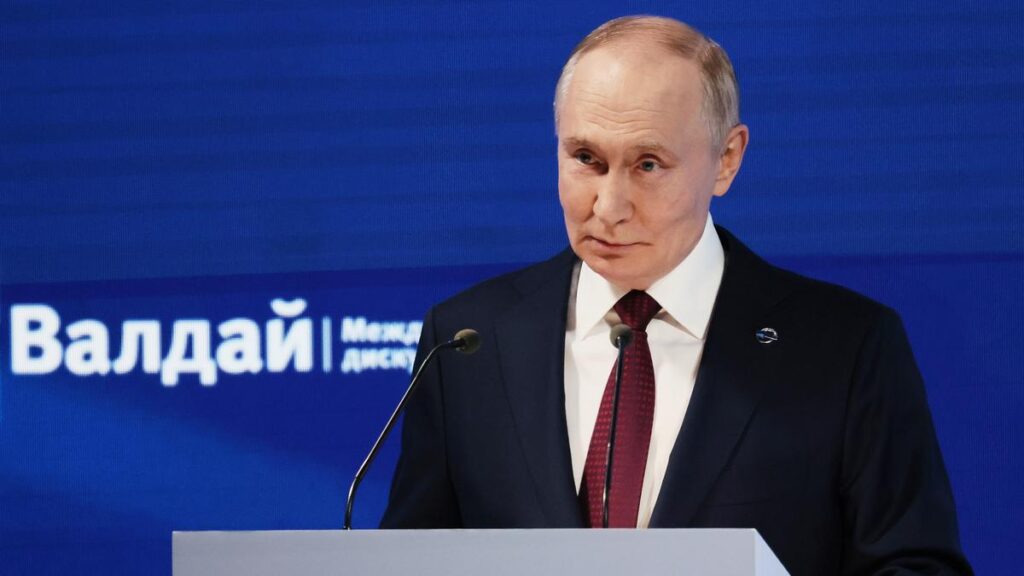 Putin criticises U.S. efforts to pressure India and China into cutting energy ties with Moscow Putin criticises U.S. efforts to pressure India and China into cutting energy ties with Moscow