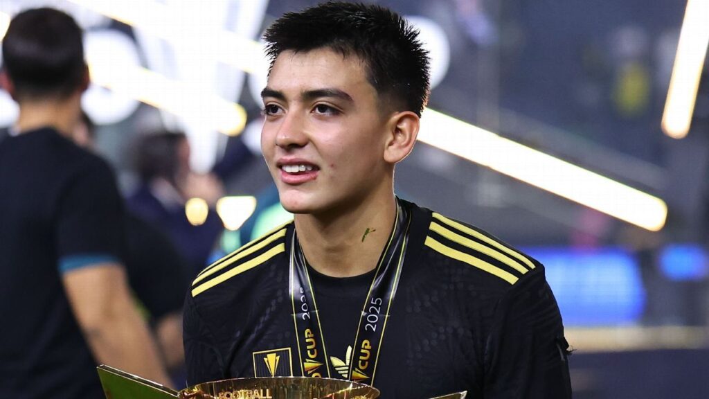 Transfer rumors, news: Mora on Arsenal, City, Madrid, Barça radar